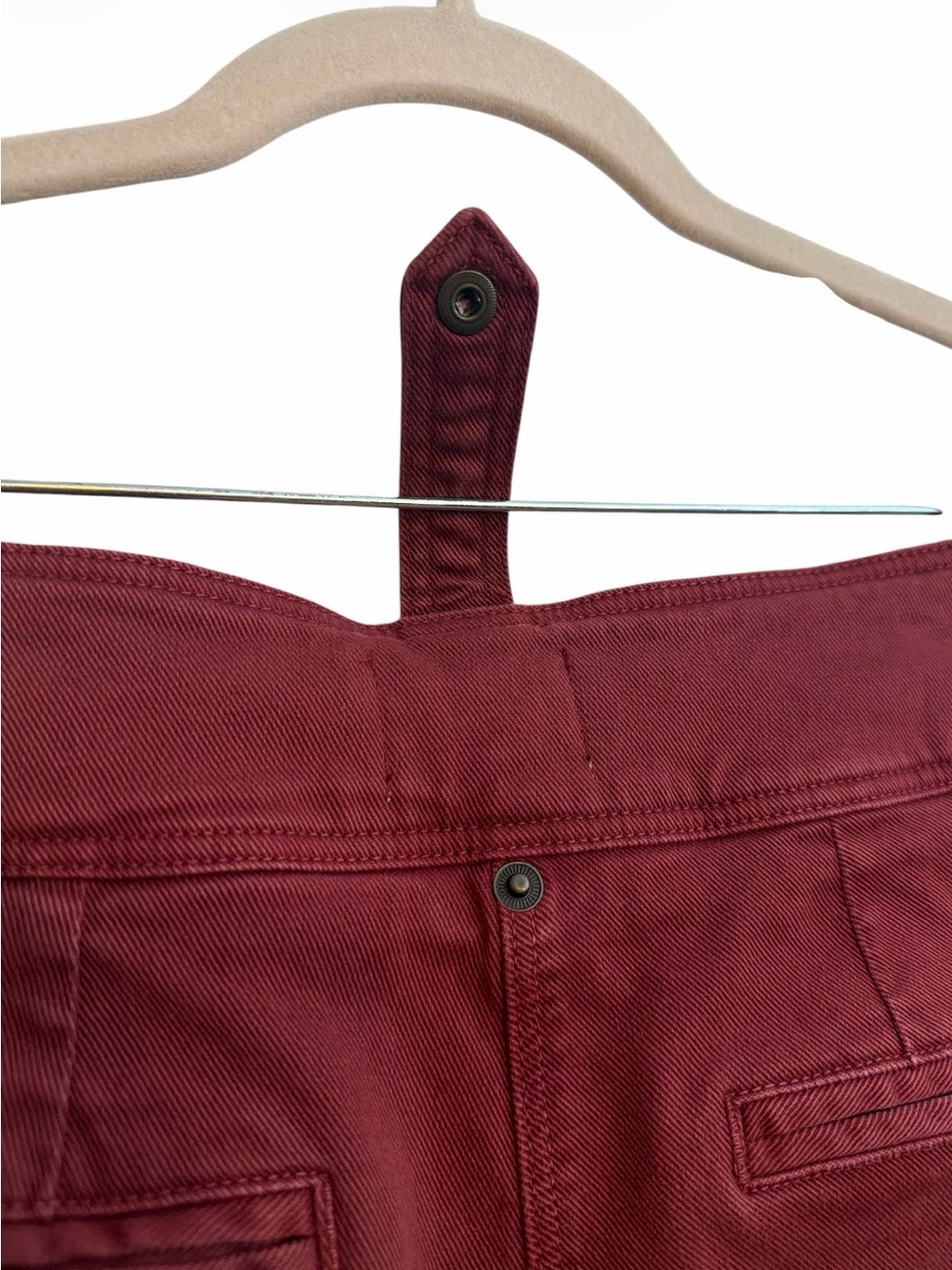 Sézane High-Waist Double-Buckle Leon Trousers — Dusty Mauve (Lie De Vin) - Picture 8 of 16